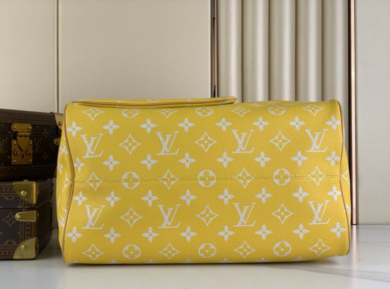 Authentic Louis Vuitton Speedy P9 Bandoulière 40 (Yellow)