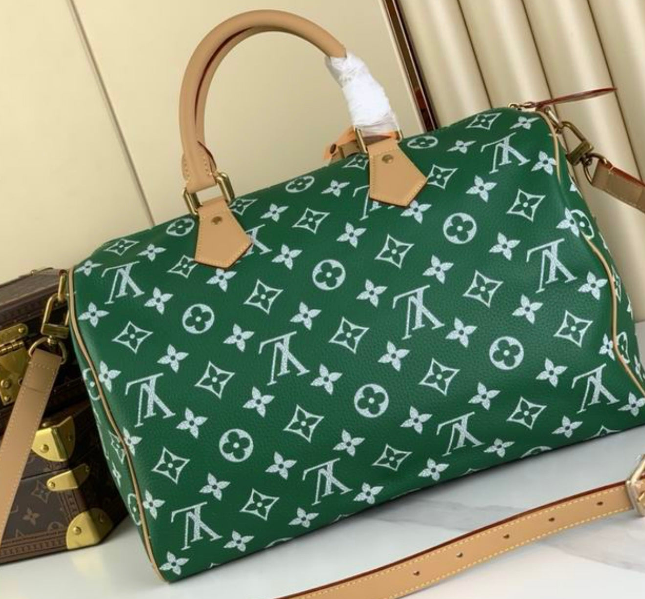 Authentic Louis Vuitton Speedy P9 Bandoulière 40 (Green)