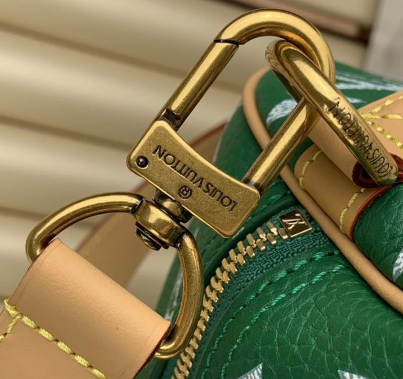 Authentic Louis Vuitton Speedy P9 Bandoulière 40 (Green)