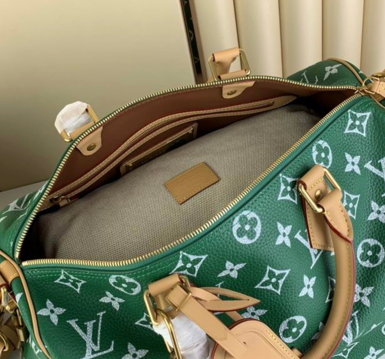 Authentic Louis Vuitton Speedy P9 Bandoulière 40 (Green)