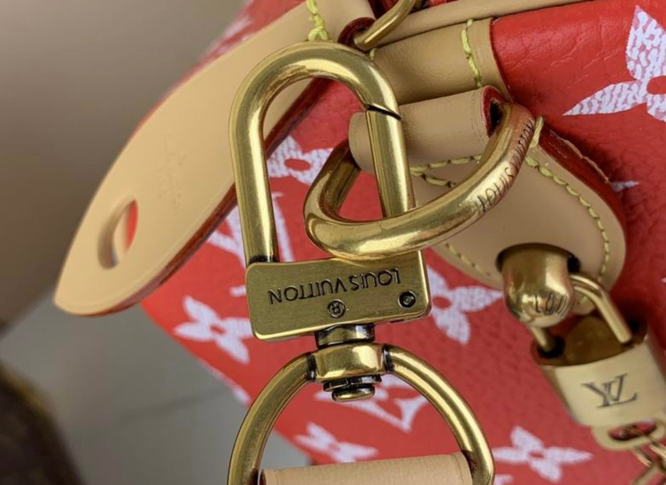 Authentic Louis Vuitton Speedy P9 Bandoulière 40 (Red)