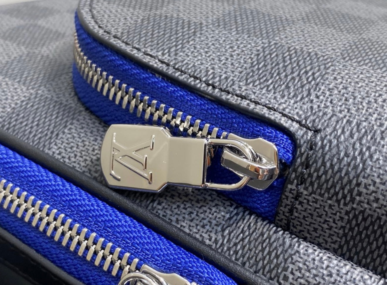 Authentic LOUIS VUITTON Damier Graphite Canvas Avenue Sling Bag (Blue)