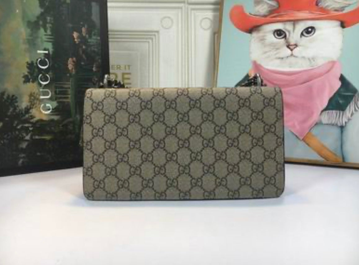 Authentic GUCCI Dionysus Medium Shoulder Bag (GG Supreme)
