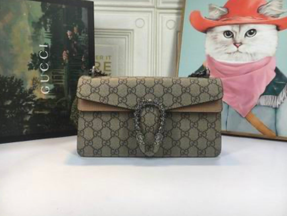 Authentic GUCCI Dionysus Medium Shoulder Bag (GG Supreme)