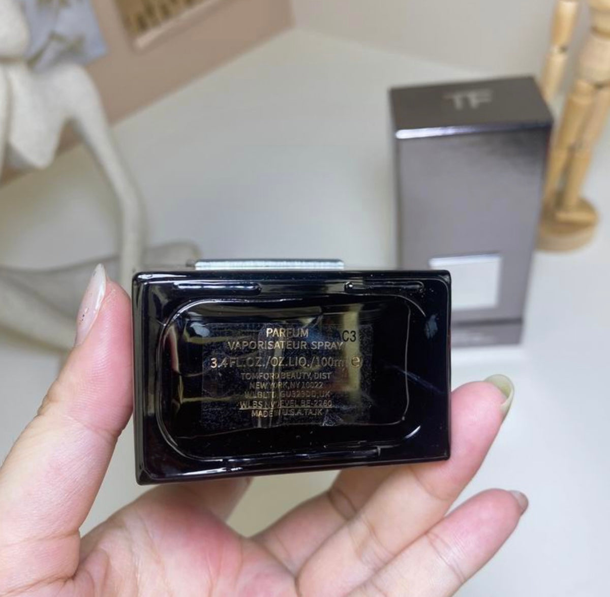 Authentic Tom Ford OUD WOOD PARFUM