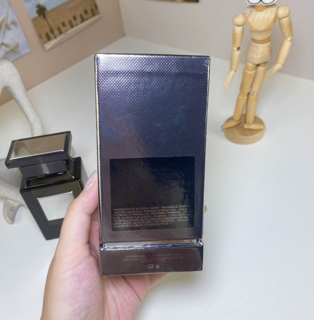 Authentic Tom Ford OUD WOOD PARFUM