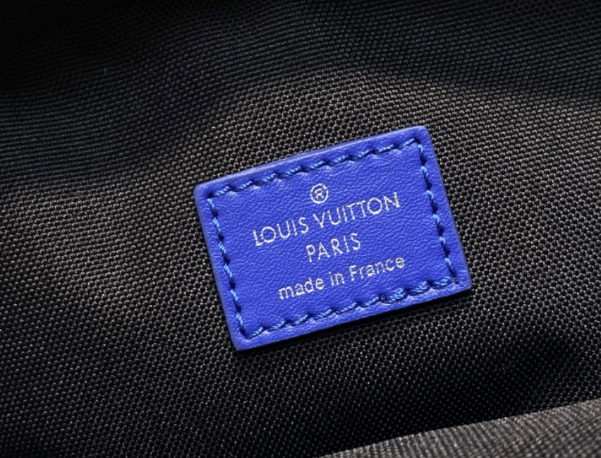 Authentic LOUIS VUITTON Damier Graphite Canvas Avenue Sling Bag (Blue)
